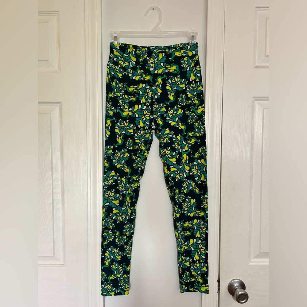 LuLaRoe Leggings with Unique Peacock Pattern